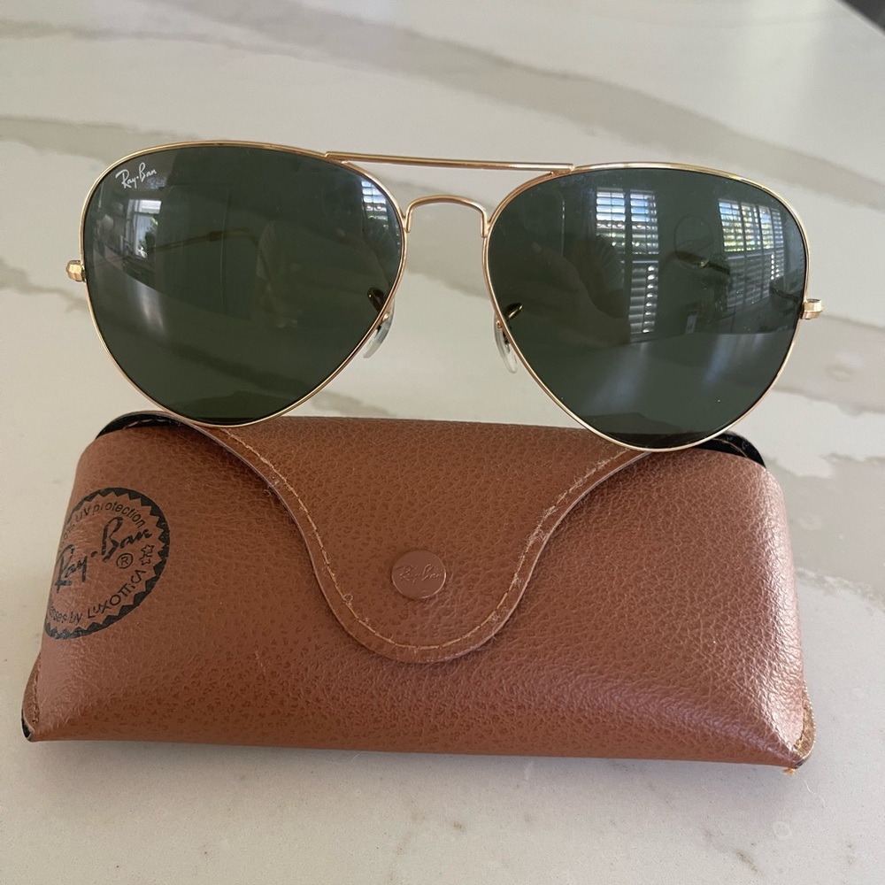 Ray-Ban Classic Aviators